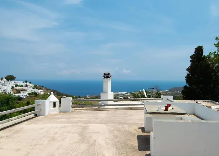 Sunrise Balcony בית נופש